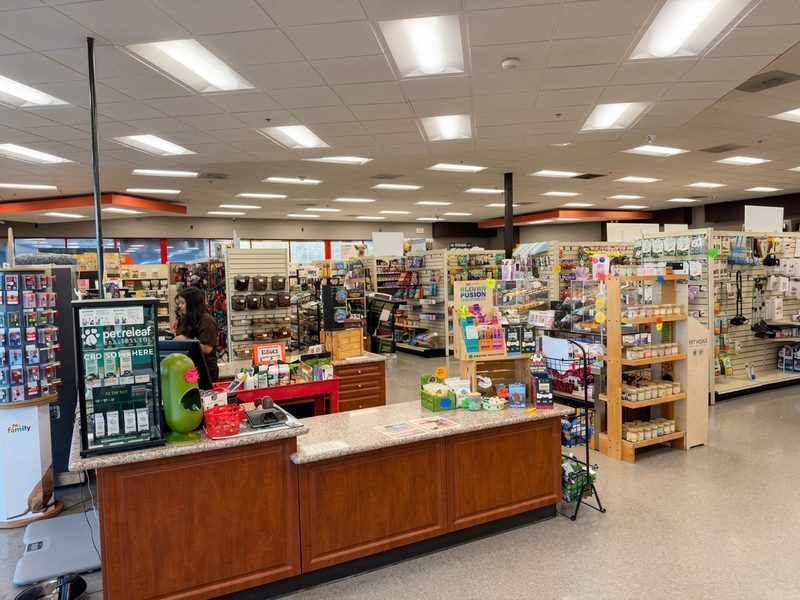 Inside South Salem Pet Supply: the checkout counter up front, where online orders wait for pickup